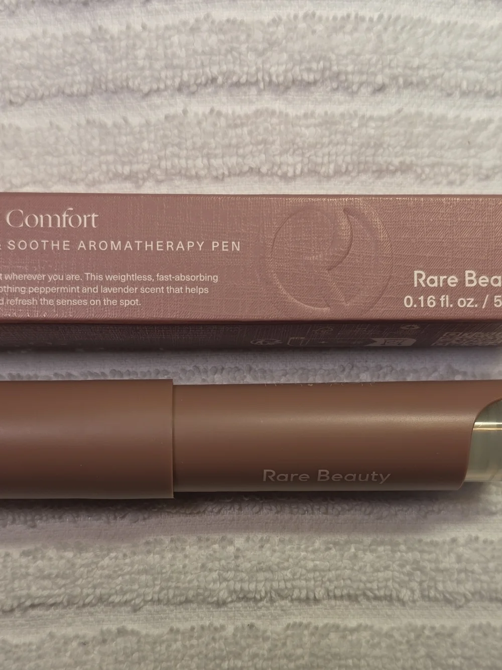 Rare Beauty Comfort Soothe Aromatherapy Pen - Nude Brown